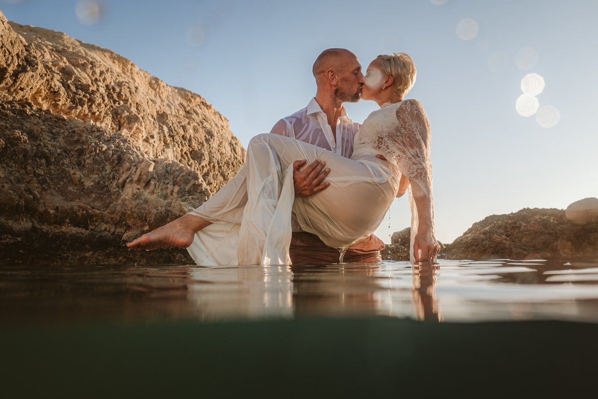 Fall head over heels for some of our most romantic and breath-taking moments of 2019, captured in real time by best Cyprus wedding photographer Beziique.