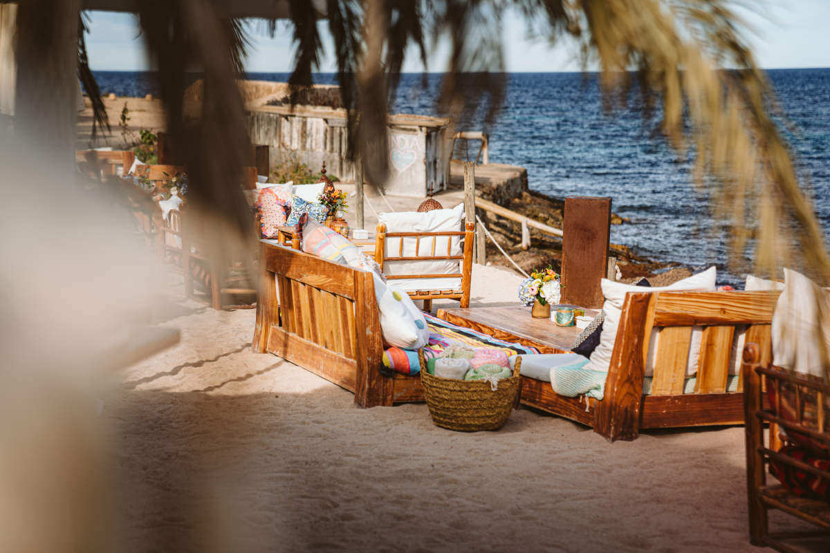 Ultimate Ways to Entertain Your Guests at Your Destination Wedding 10 Ultimate Ways to Entertain Your Guests at Your Destination Wedding 1