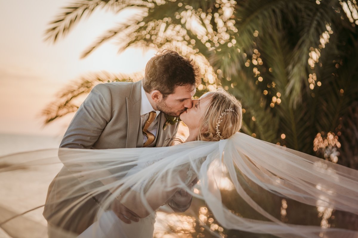 Fall head over heels for some of our most romantic and breath-taking moments of 2019, captured in real time by best Cyprus wedding photographer Beziique.