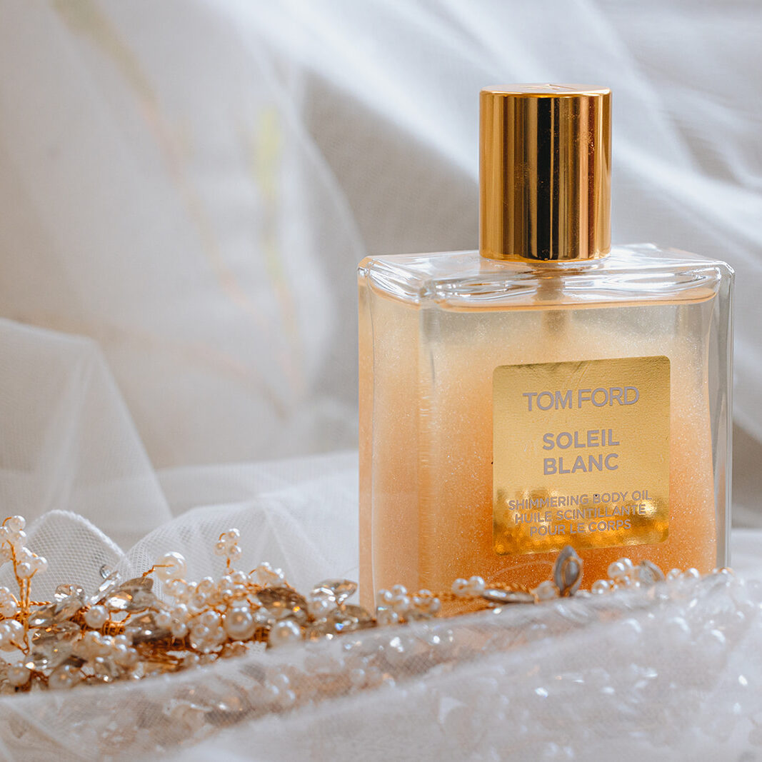 Glamorous Gold Hedsor House Wedding by Beziique, Destination Wedding Photographers, Cyprus