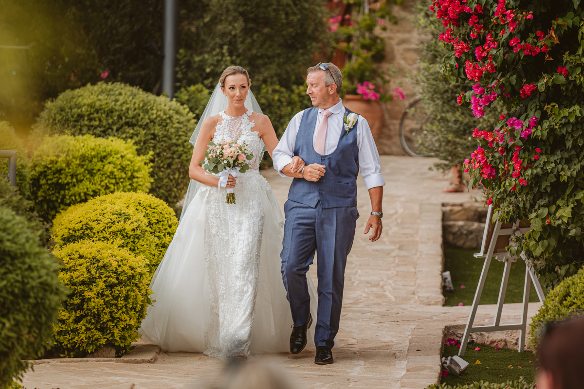 Get a sneak peek at Charlene and Ben's beautiful blush pink Liopetro wedding in Cyprus, captured by Beziique, their creative Kouklia wedding photographers.
