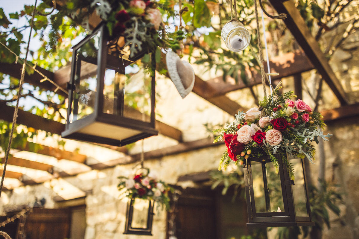 hanging lanterns and roses