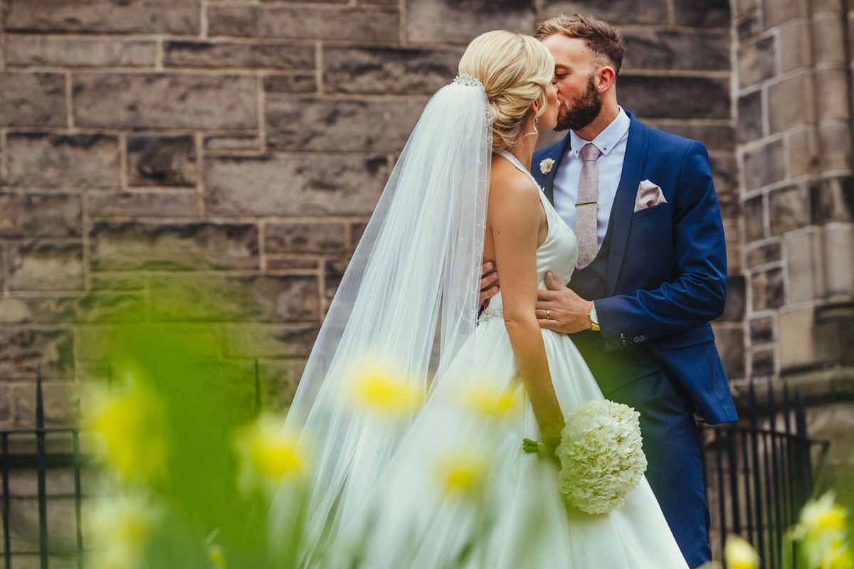 Edinburgh wedding photographer