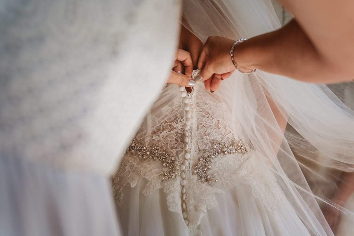 Get a behind-the-scenes look at Hannah and Keith's sun-kissed, laid-back wedding in Cyprus with Beziique, their epic Vasilias Cyprus wedding photographer.