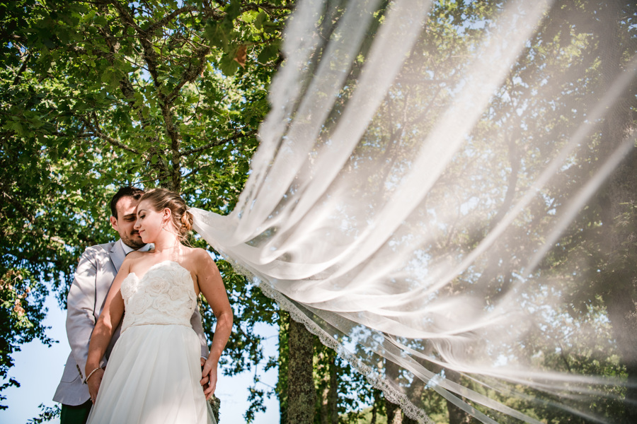 If you're planning a wedding in Tuscany or dreaming of a destination big day, don't miss this couple's Livernano Estate Wedding, inspired by Italian wine...