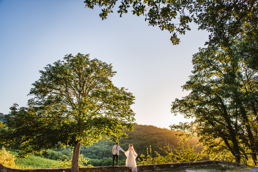 If you're planning a wedding in Tuscany or dreaming of a destination big day, don't miss this couple's Livernano Estate Wedding, inspired by Italian wine...