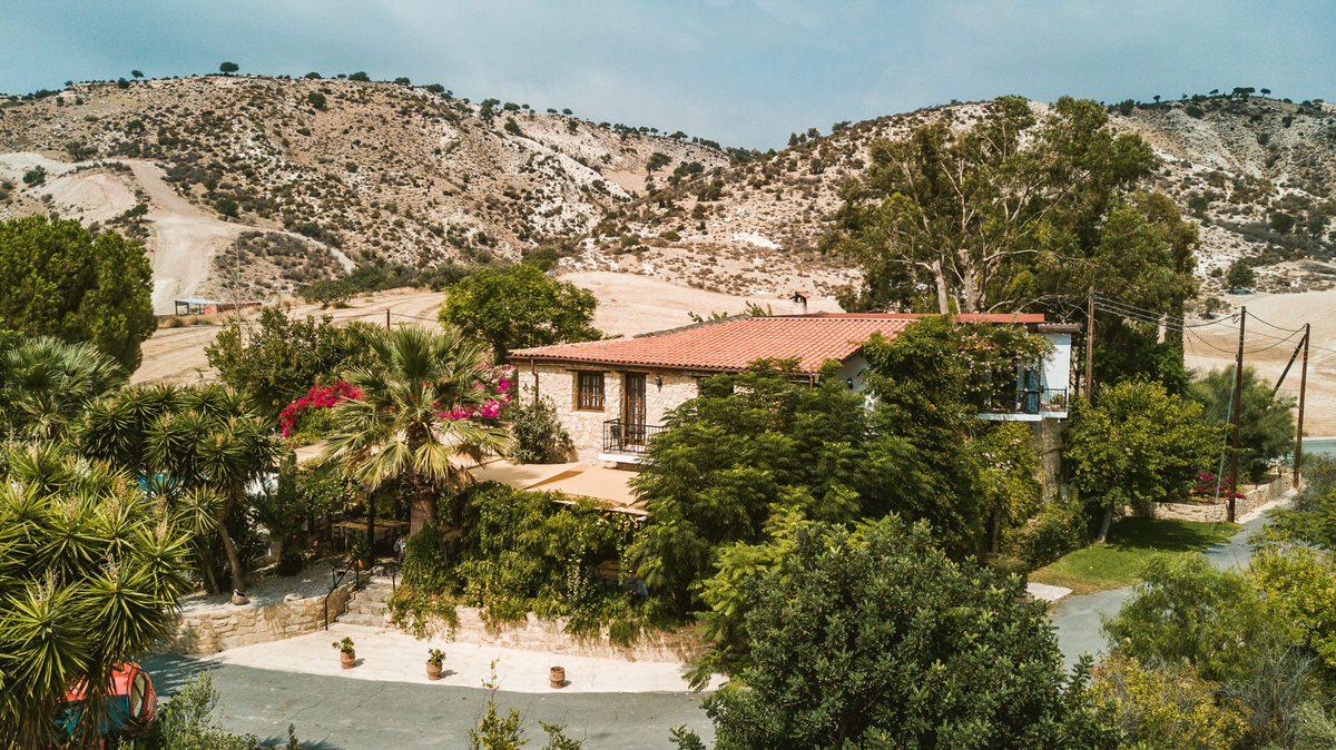 beziique destination wedding photographer, cyprus, paphos, vasilias
