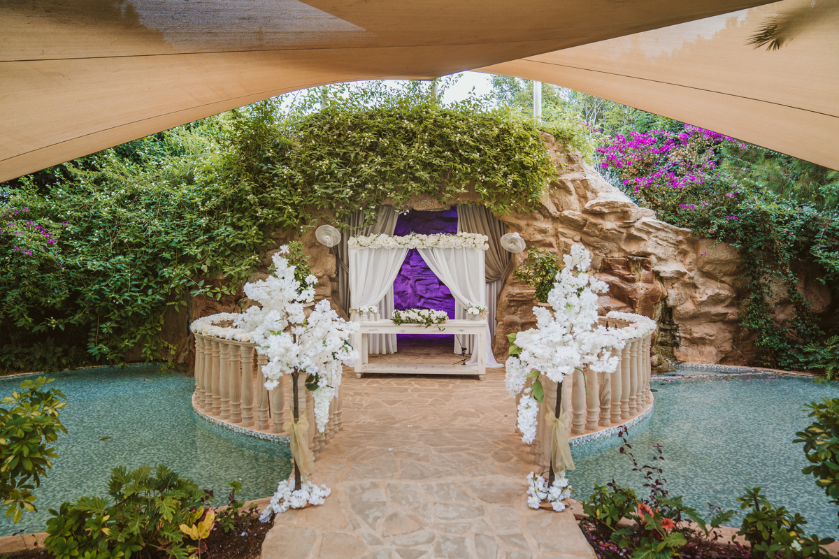 Glide behind the scenes of Kitty and Kevin's totally luxurious and romantic Aiya Napa wedding with us, their Olympic Lagoon wedding photographer.