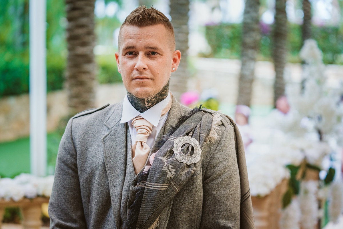 Glide behind the scenes of Kitty and Kevin's totally luxurious and romantic Aiya Napa wedding with us, their Olympic Lagoon wedding photographer.