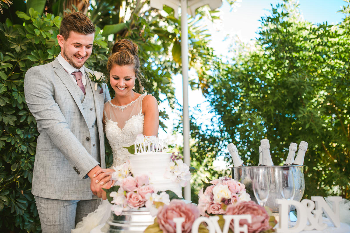 Naomi & Dale - Nissi Beach Resort Wedding, Ayia Napa. Cyprus 5