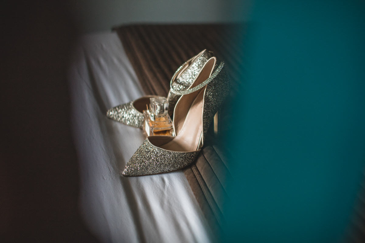 Hampshire Wedding photographer Beziique Weddings
