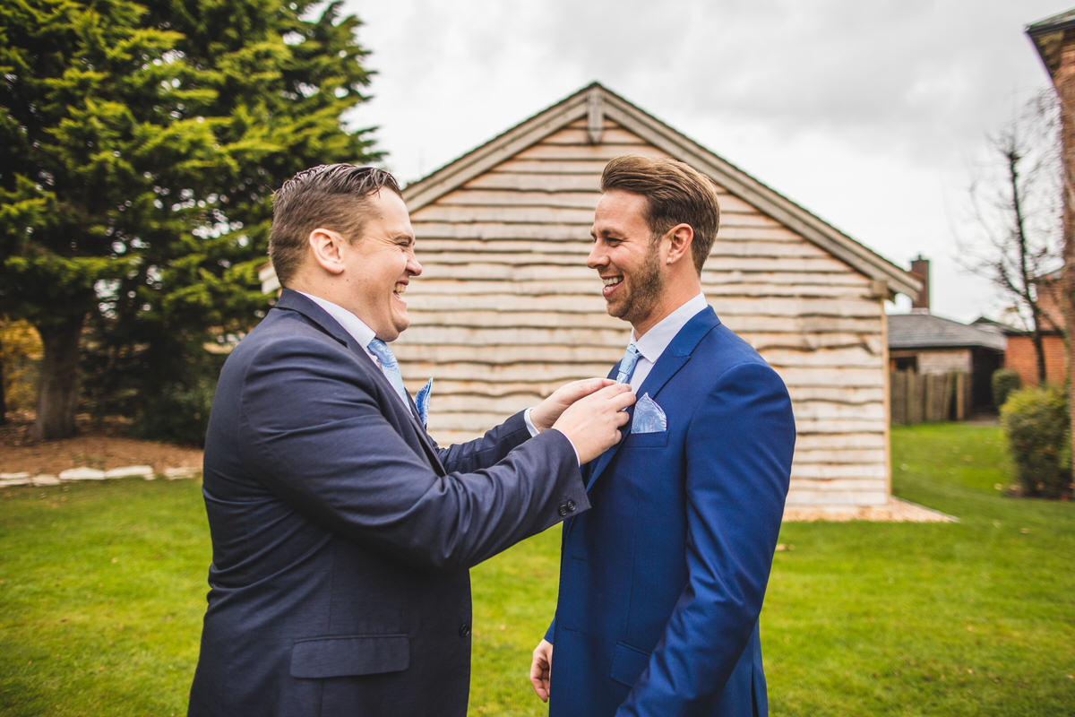 Hampshire Wedding photographer Beziique Weddings