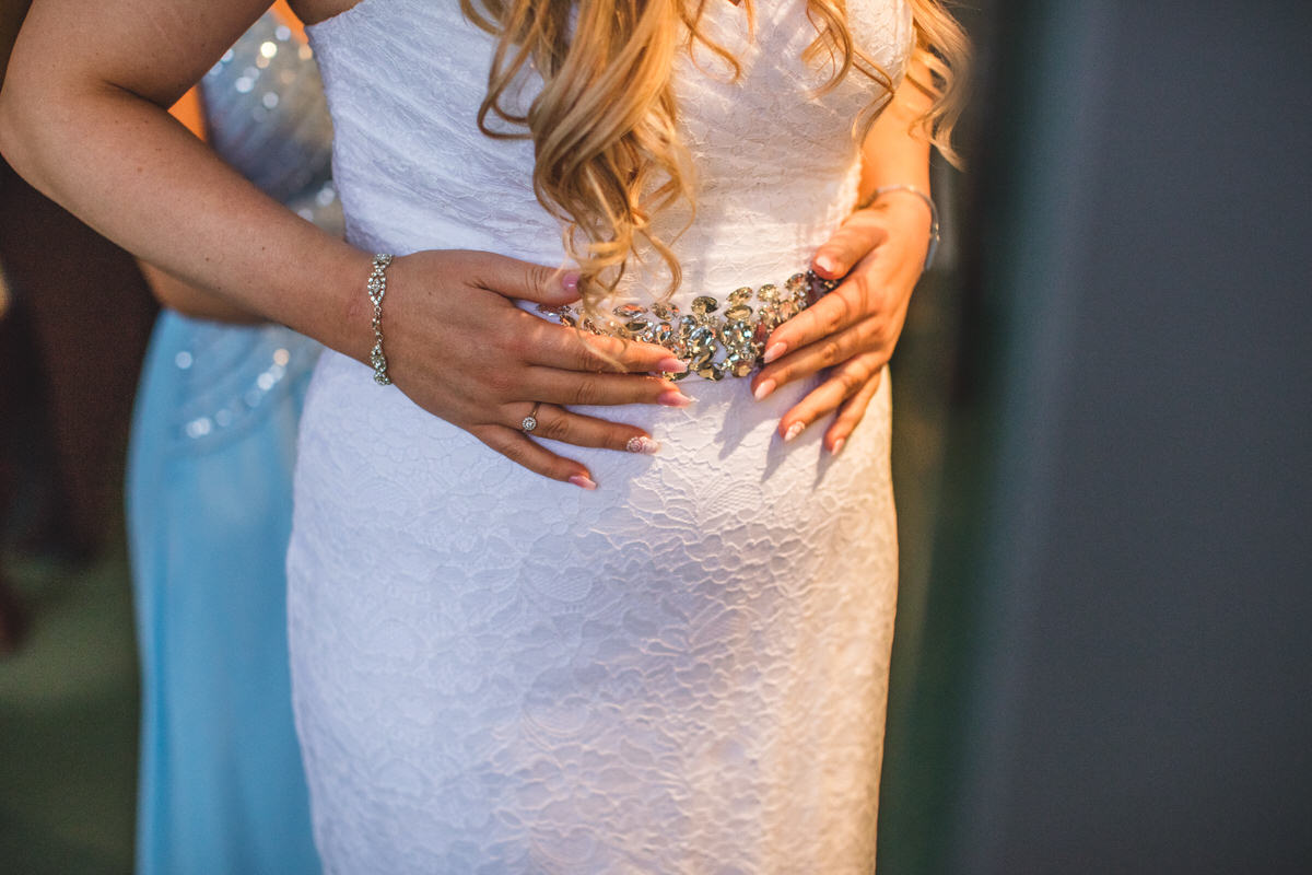 Hampshire Wedding photographer Beziique Weddings