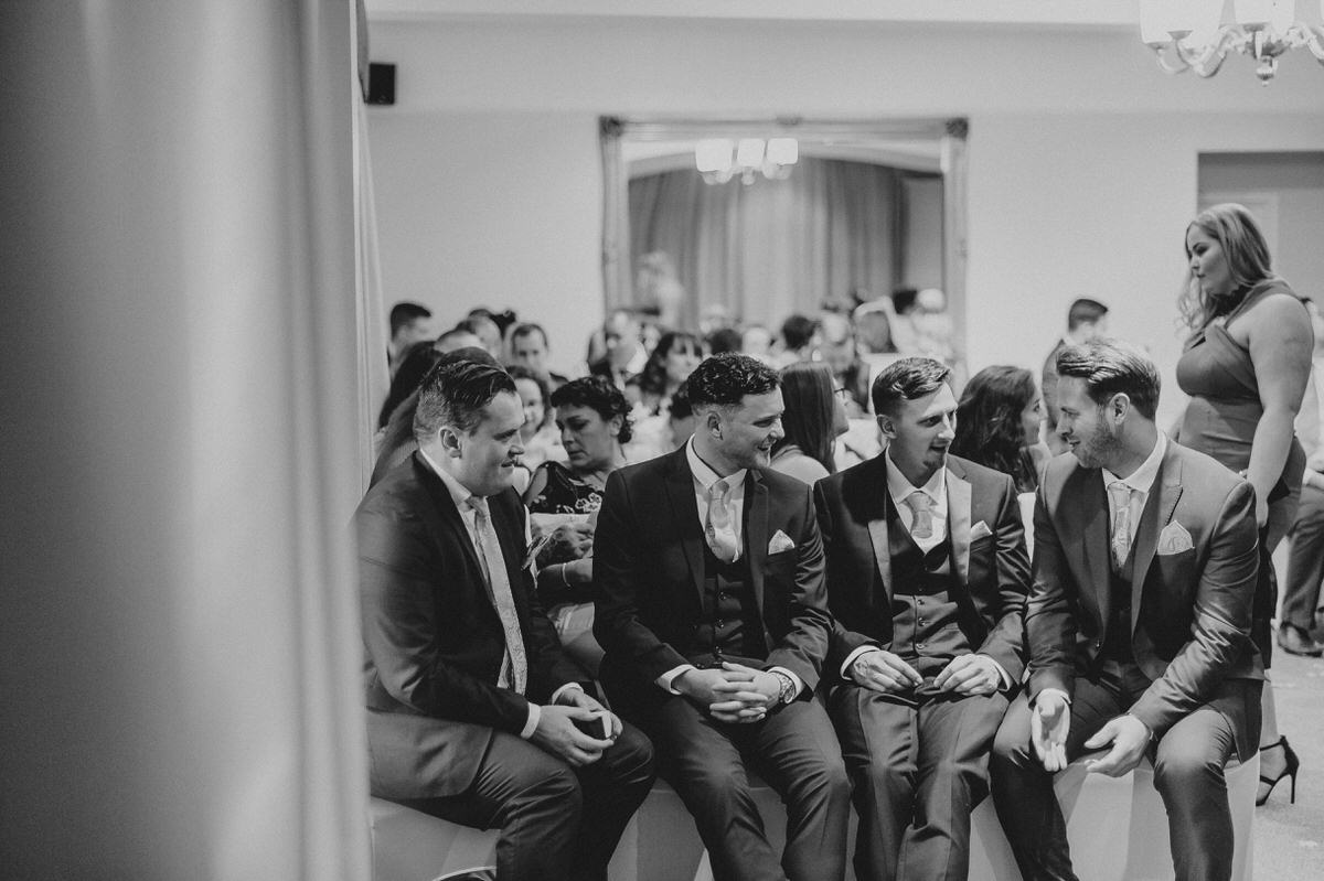 Hampshire Wedding photographer Beziique Weddings
