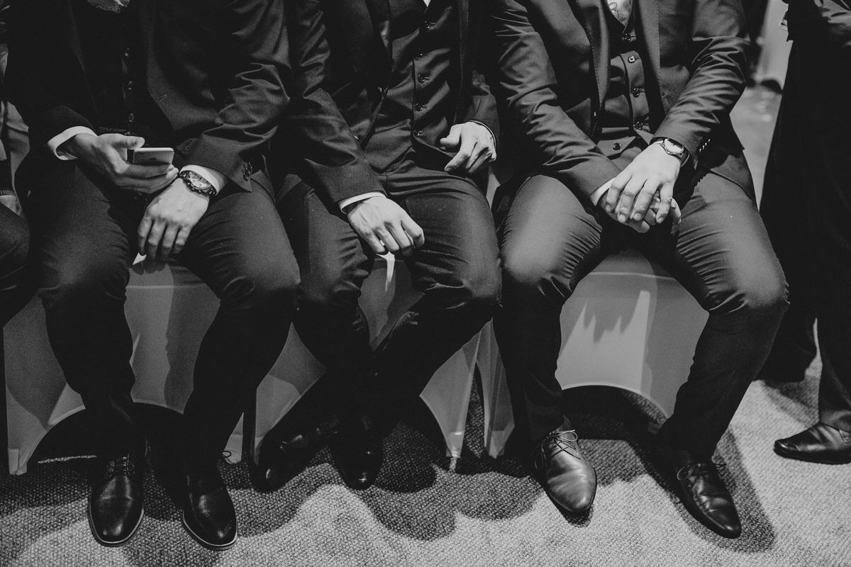 Hampshire Wedding photographer Beziique Weddings