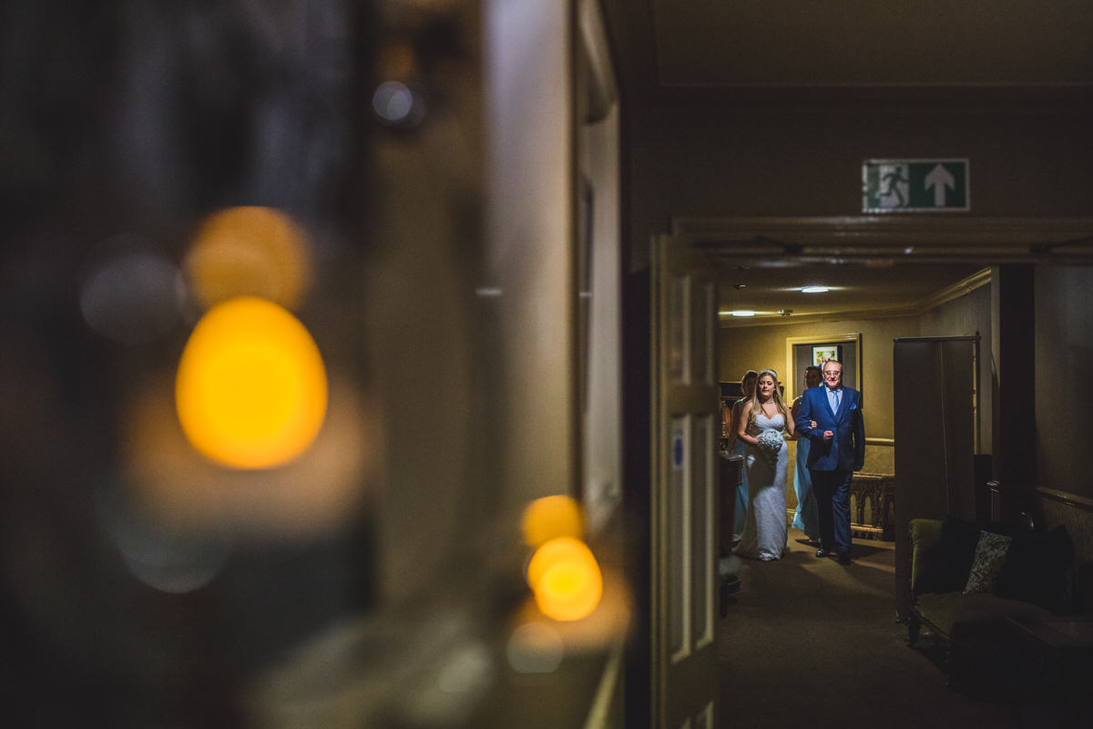 Hampshire Wedding photographer Beziique Weddings