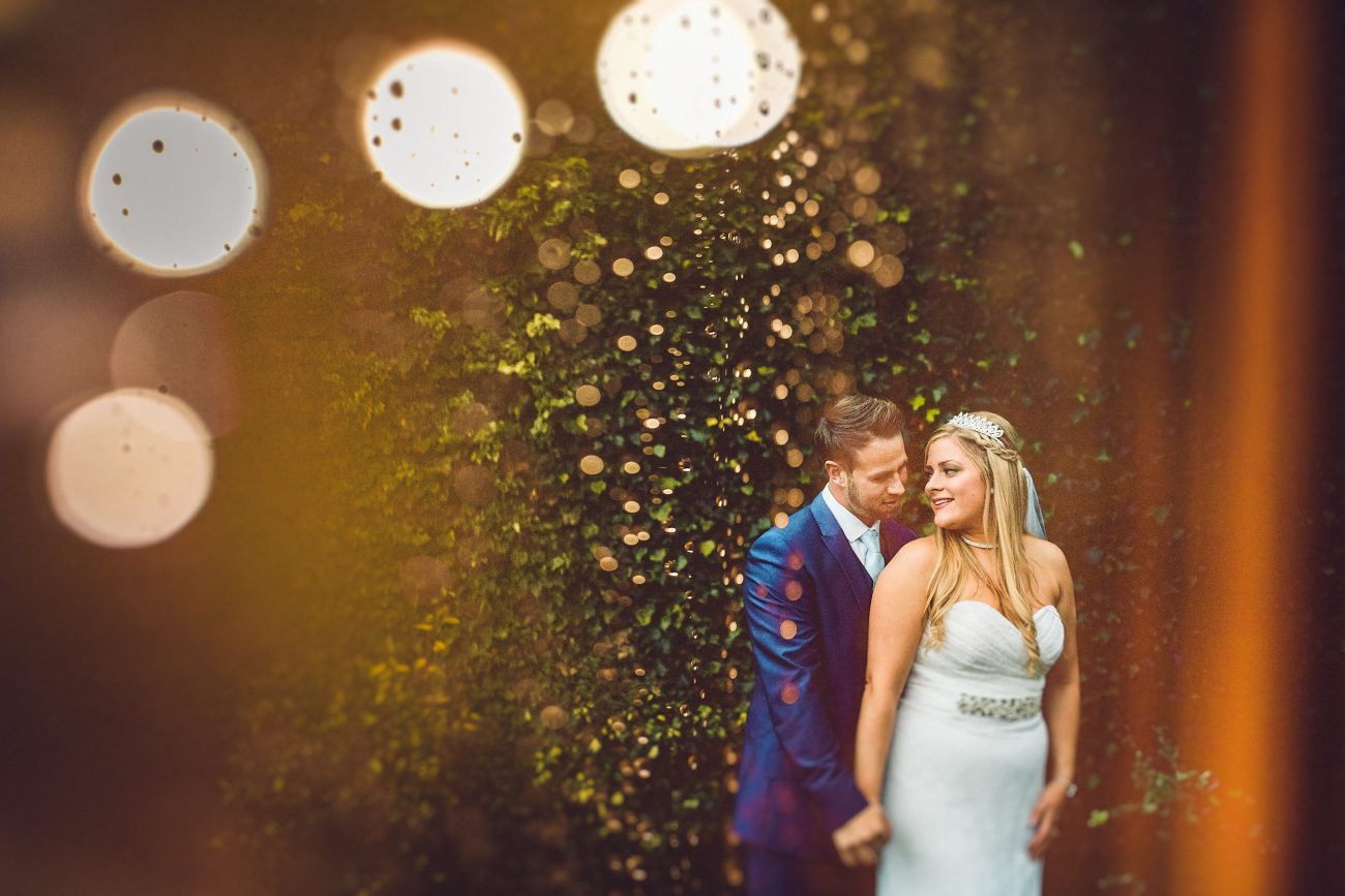 Hampshire Wedding photographer Beziique Weddings