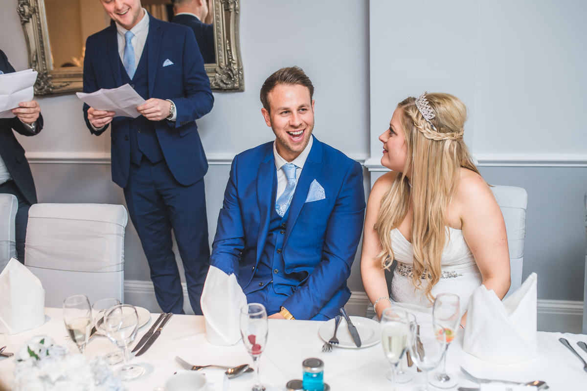 Hampshire Wedding photographer Beziique Weddings