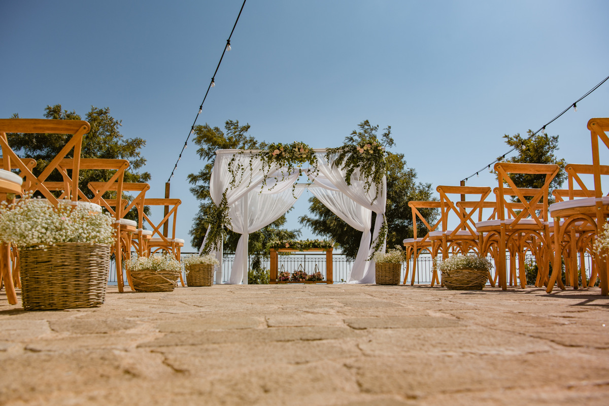 Nicola and Joel fell head over heels for Liopetro Venue for their destination wedding in Cyprus. Find inspiration and tips for your own wedding abroad here.