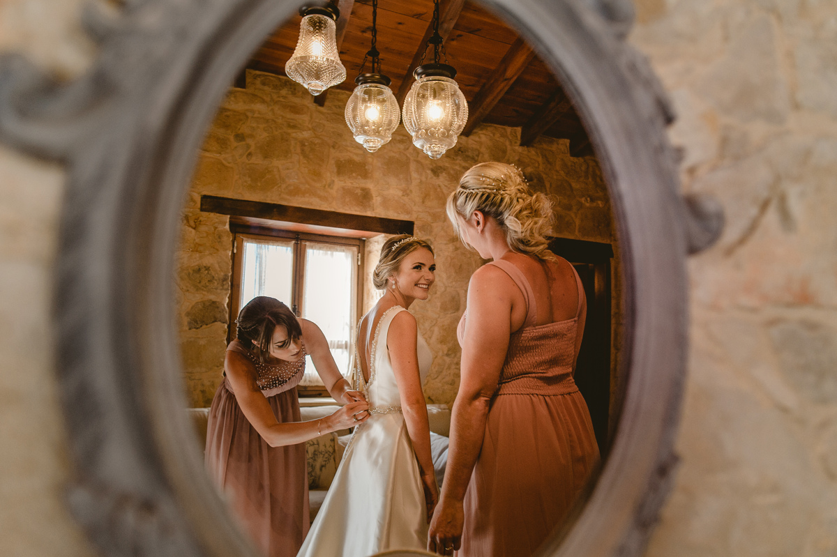 Nicola and Joel fell head over heels for Liopetro Venue for their destination wedding in Cyprus. Find inspiration and tips for your own wedding abroad here.