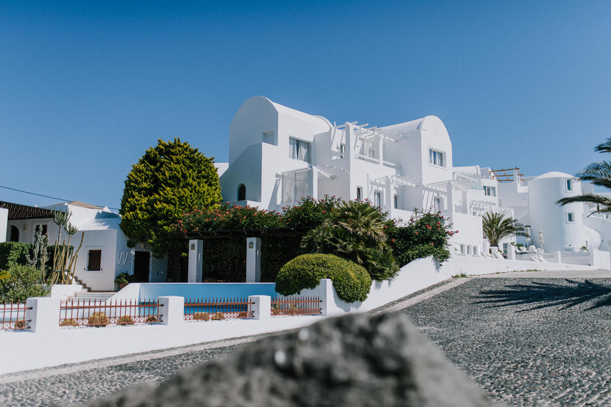 santorini destination wedding beziique