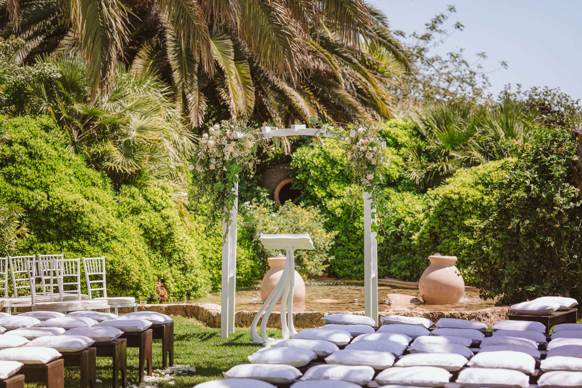 Iain & Sophie's Enchanting White Agroturismo Can Gall Ibiza Wedding 13