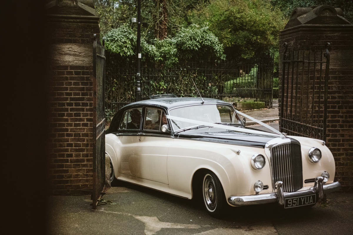 Fall head over heels for Stephanie and Jamie's Landmark Hotel London Wedding, captured by Beziique, their chosen Greek London wedding photographer