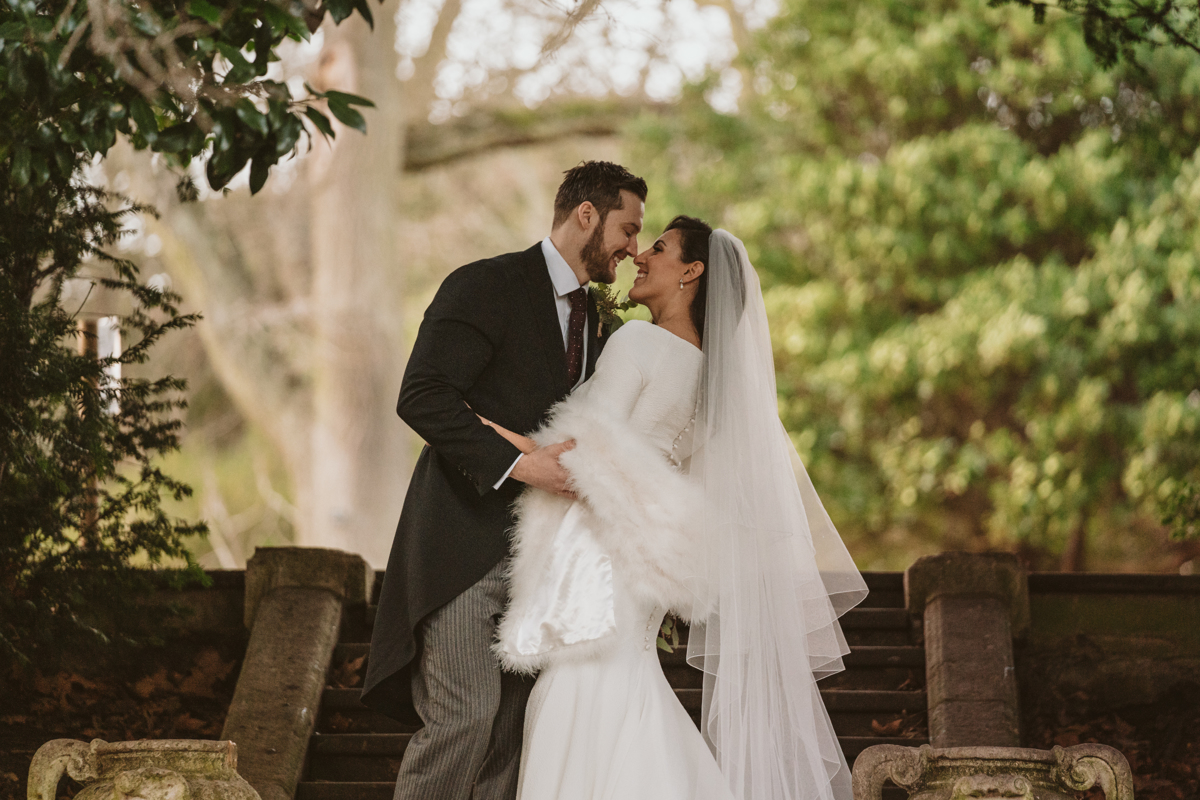 Fall head over heels for Stephanie and Jamie's Landmark Hotel London Wedding, captured by Beziique, their chosen Greek London wedding photographer
