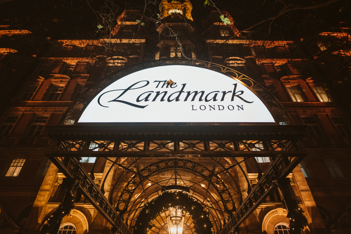 Fall head over heels for Stephanie and Jamie's Landmark Hotel London Wedding, captured by Beziique, their chosen Greek London wedding photographer