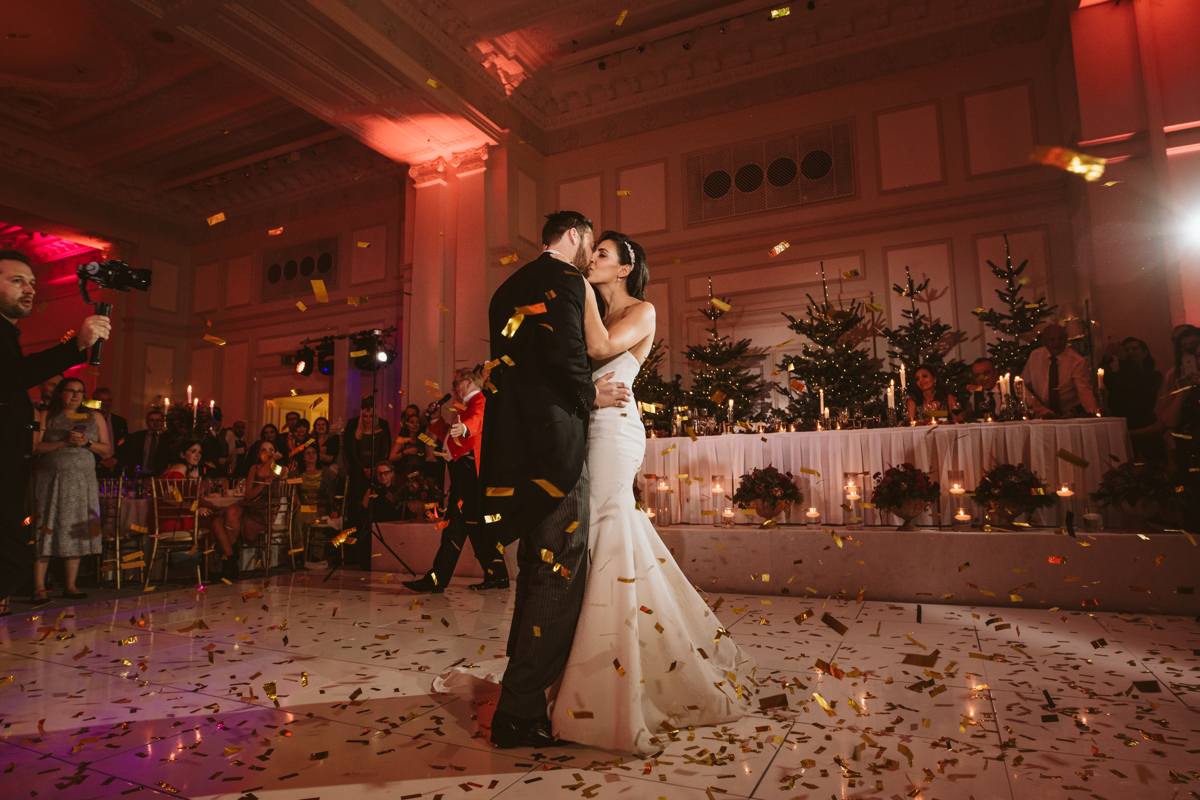 Fall head over heels for Stephanie and Jamie's Landmark Hotel London Wedding, captured by Beziique, their chosen Greek London wedding photographer